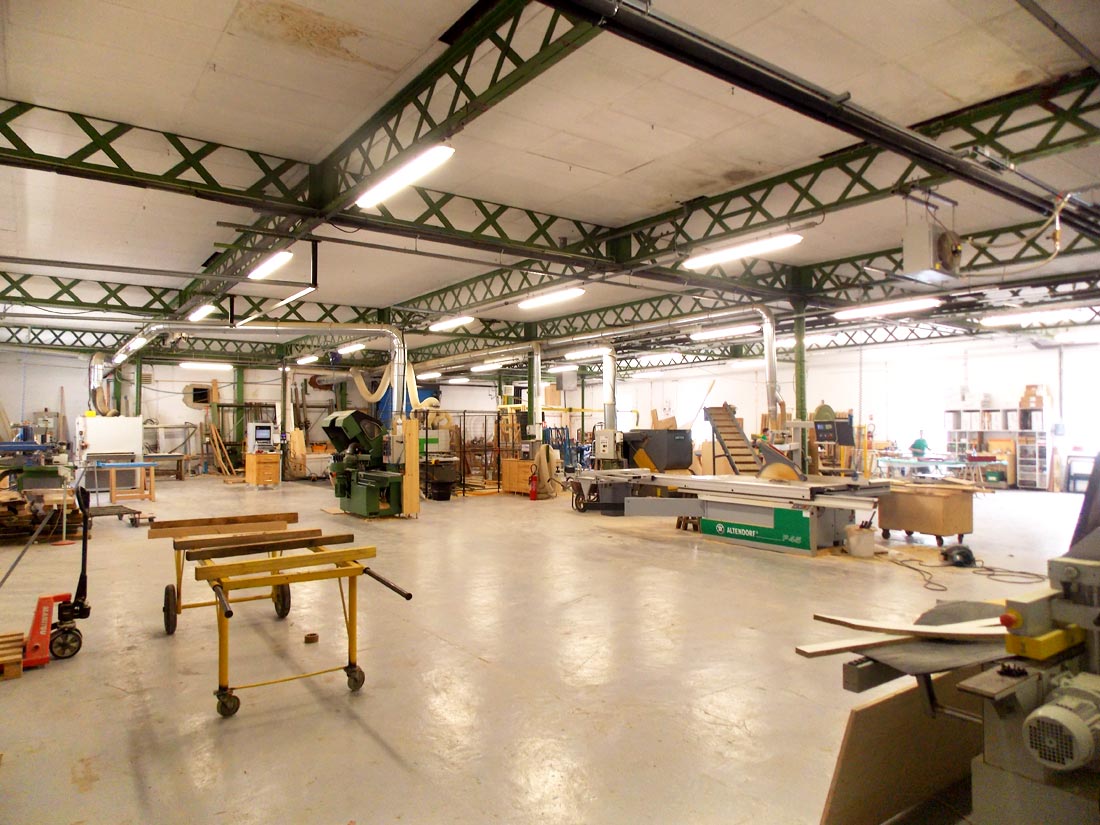 Atelier de production et parc machines de la Menuiserie Antouly